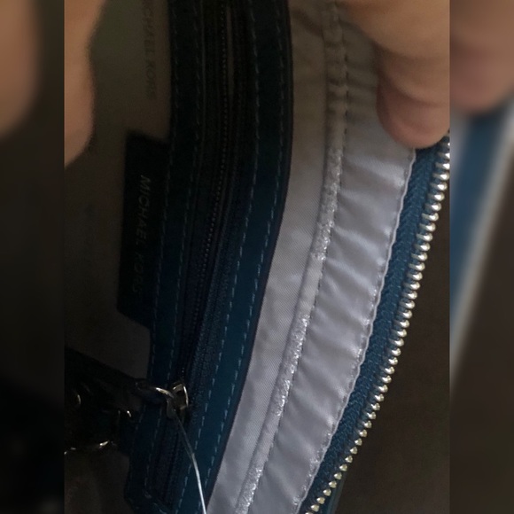 Mk Purse - Picture 7 of 7